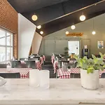Cosy Retreat In Ferienhaus *