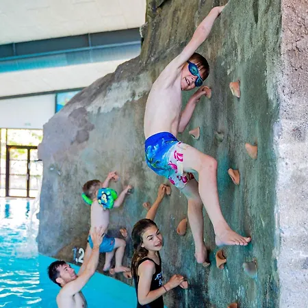 Cosy Retreat In Ferienhaus