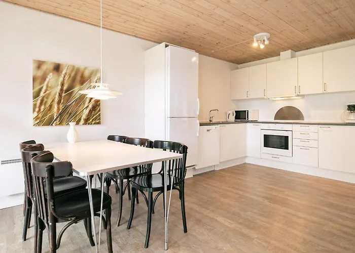 度假居 Cosy Retreat In *