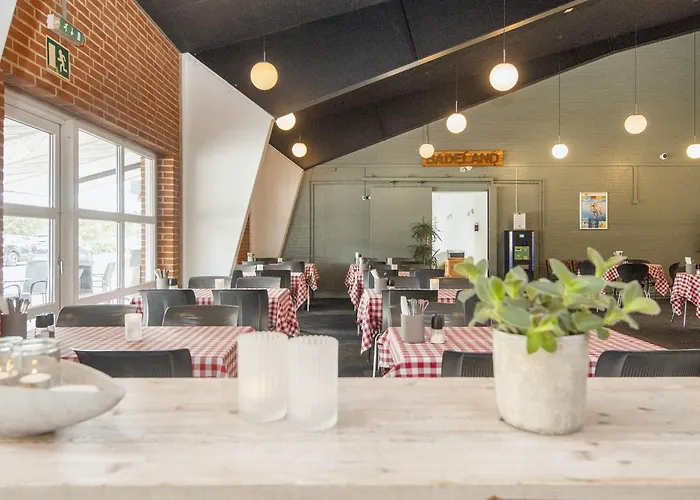 Cosy Retreat In 度假居 *